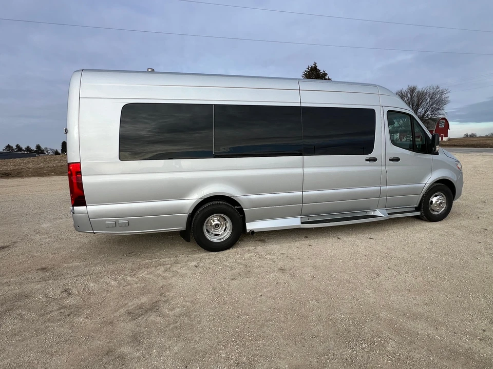 2020 Mercedes-Benz VS30 Sprinter - Image 24 of 31