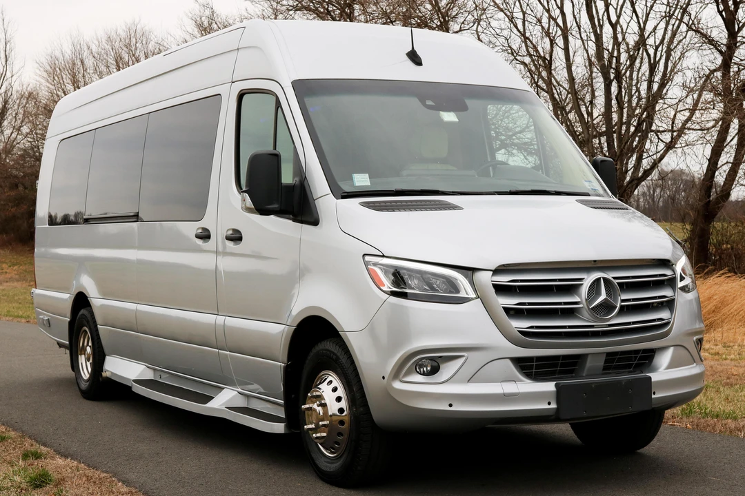 2020 Mercedes-Benz VS30 Sprinter - Image 2 of 31