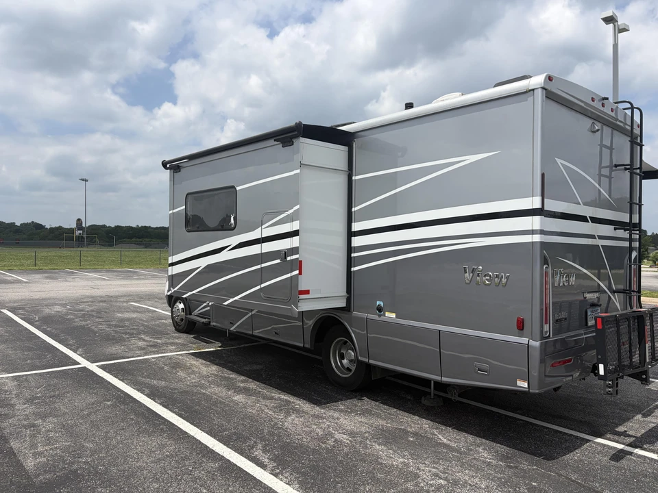 2020 Mercedes-Benz VS30 Sprinter - Image 10 of 31