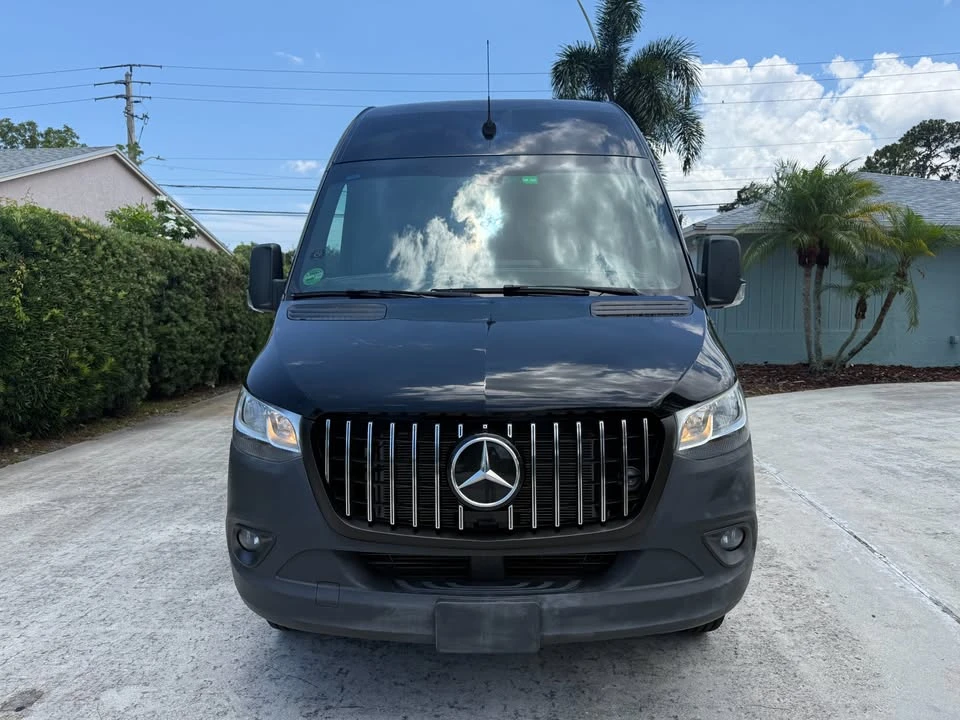 2020 Mercedes-Benz VS30 Sprinter - Image 2 of 21