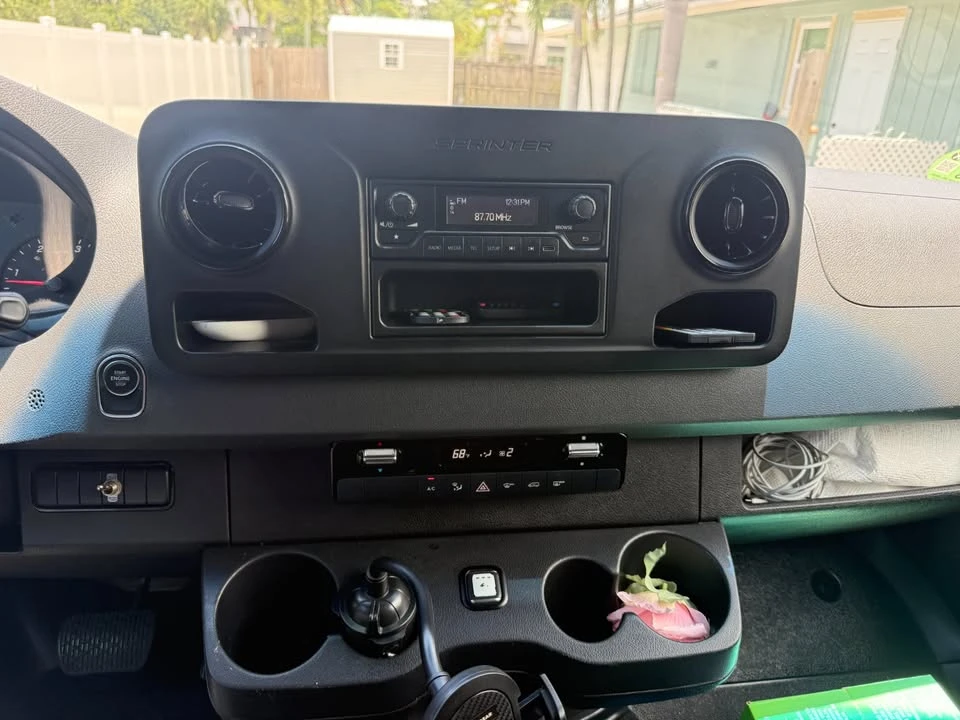 2020 Mercedes-Benz VS30 Sprinter - Image 19 of 21