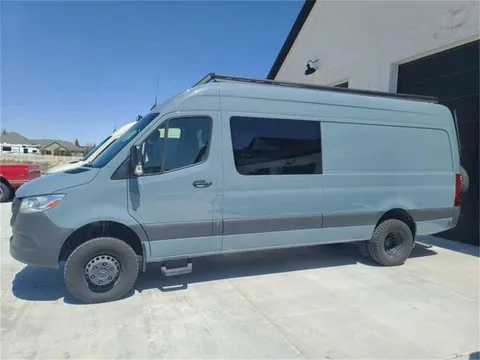 2020 Mercedes-Benz Sprinter 4x4