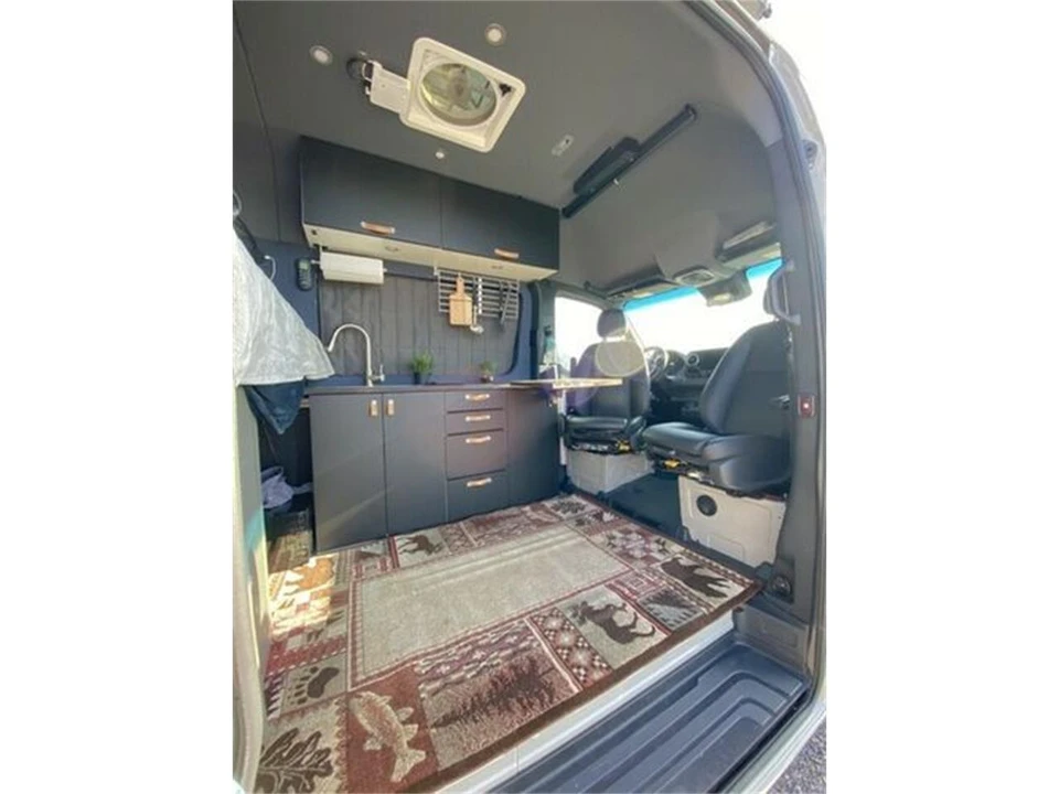 2020 Mercedes-Benz VS30 Sprinter - Image 9 of 10