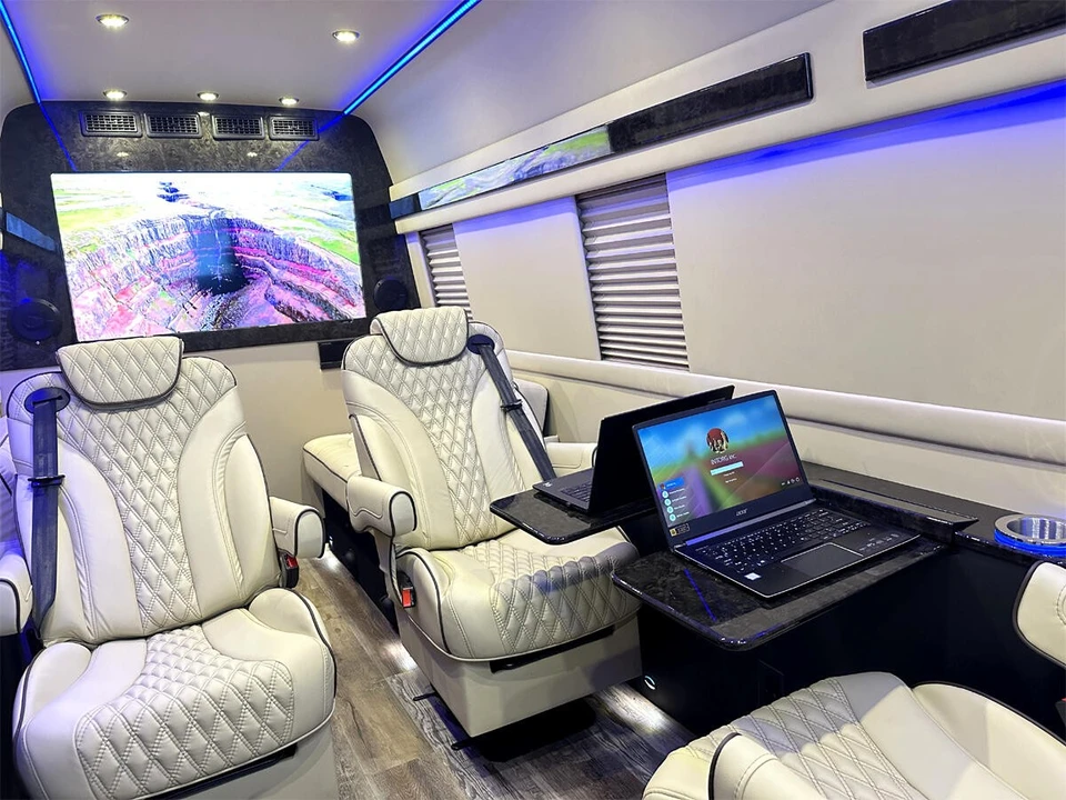 2020 Mercedes-Benz VS30 Sprinter - Image 11 of 12