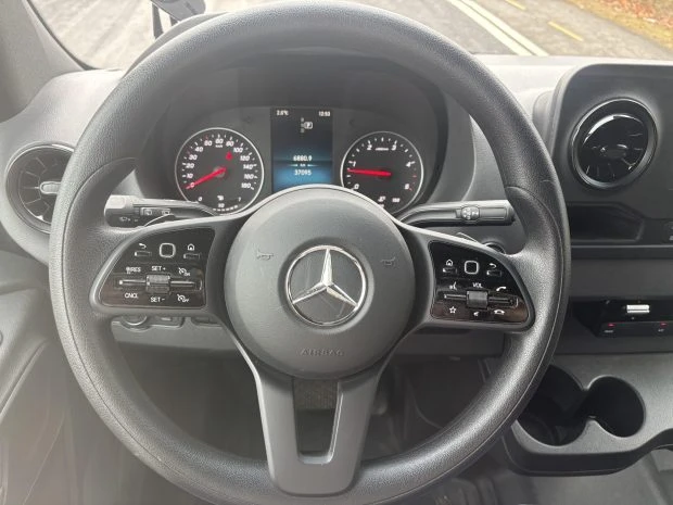 2020 Mercedes-Benz VS30 Sprinter - Image 5 of 8