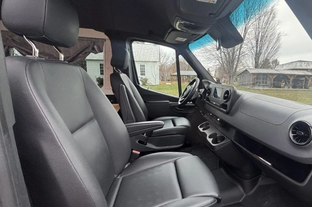 2020 Mercedes-Benz VS30 Sprinter - Image 4 of 8