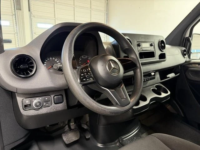 2020 Mercedes-Benz VS30 Sprinter - Image 10 of 15