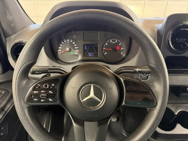 2020 Mercedes-Benz VS30 Sprinter - Image 11 of 15