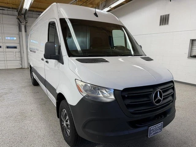 2020 Mercedes-Benz VS30 Sprinter - Image 2 of 15