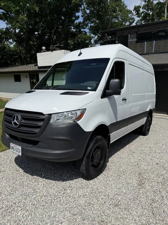 2020 Mercedes-Benz VS30 Sprinter - Image 2 of 15