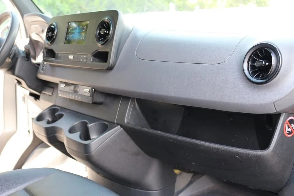 2020 Mercedes-Benz VS30 Sprinter - Image 10 of 20