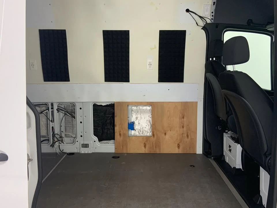 2020 Mercedes-Benz VS30 Sprinter - Image 16 of 20