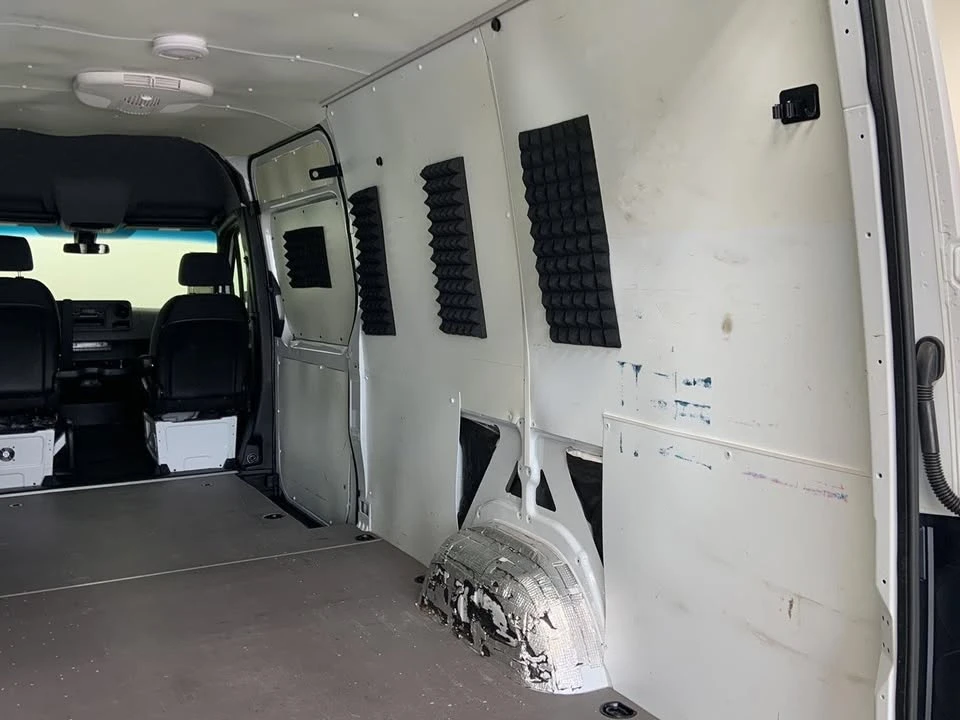 2020 Mercedes-Benz VS30 Sprinter - Image 15 of 20