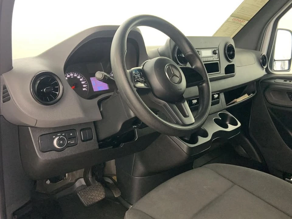 2020 Mercedes-Benz VS30 Sprinter - Image 8 of 20