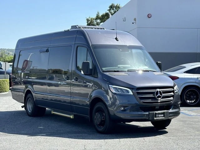 2020 Mercedes-Benz VS30 Sprinter - Image 2 of 12