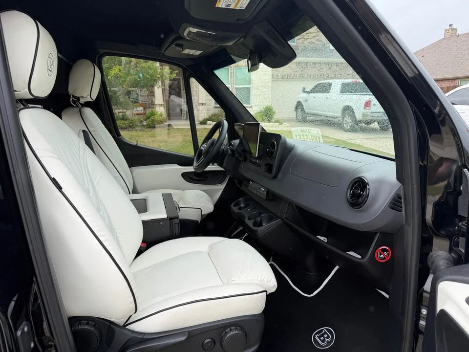 2020 Mercedes-Benz VS30 Sprinter - Image 8 of 17