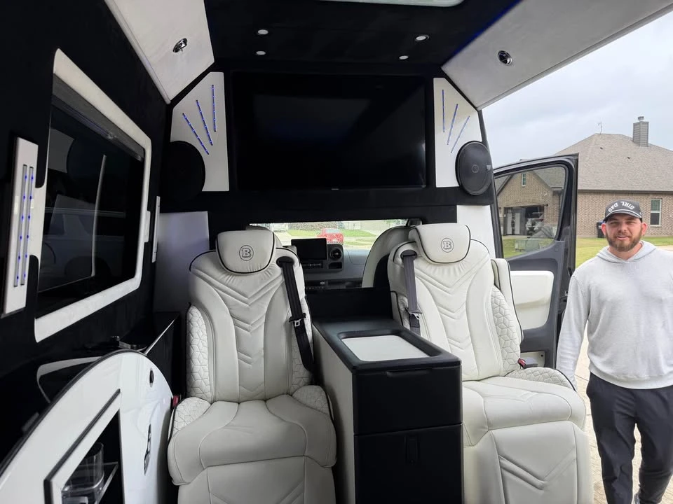 2020 Mercedes-Benz VS30 Sprinter - Image 6 of 17