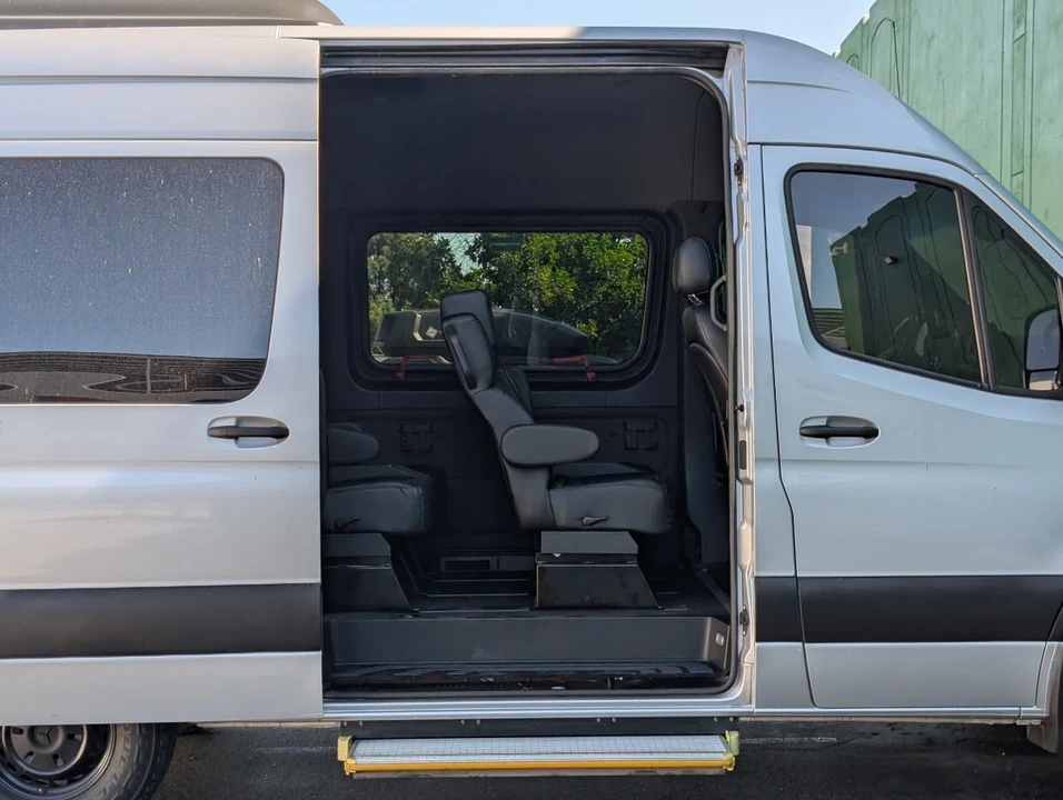 2020 Mercedes-Benz VS30 Sprinter - Image 10 of 12