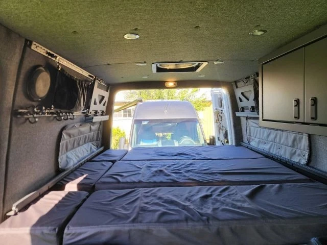 2020 Mercedes-Benz VS30 Sprinter - Image 14 of 21