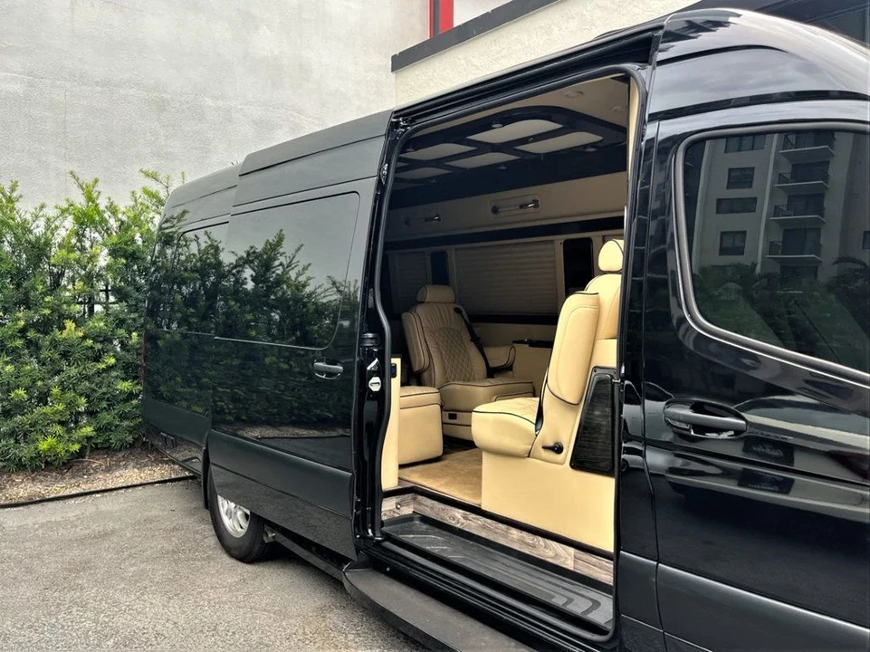 2020 Mercedes-Benz VS30 Sprinter - Image 11 of 21