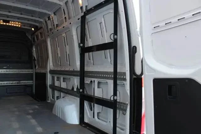 2020 Mercedes-Benz VS30 Sprinter - Image 16 of 20