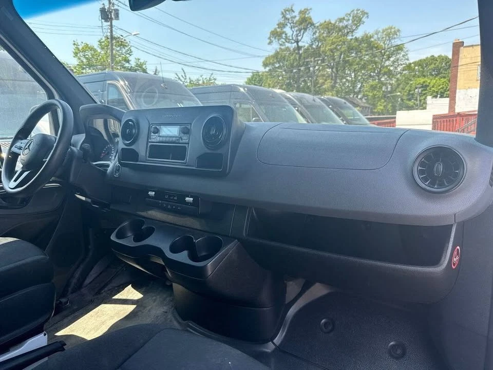 2020 Mercedes-Benz VS30 Sprinter - Image 12 of 20