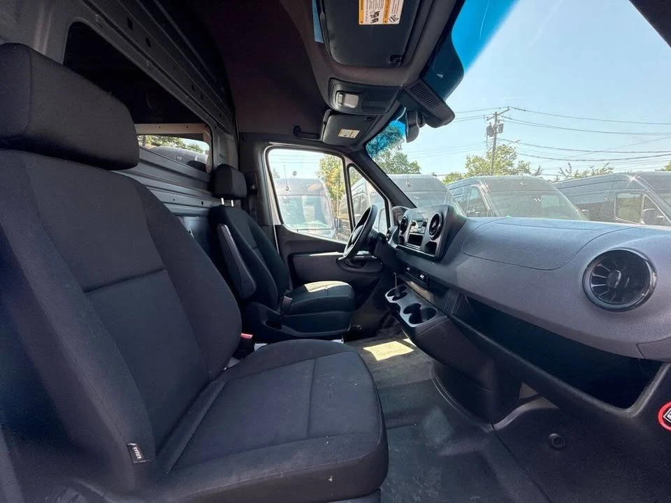 2020 Mercedes-Benz VS30 Sprinter - Image 11 of 20