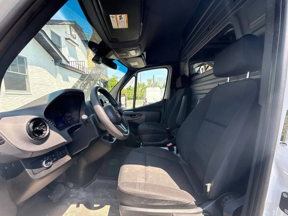 2020 Mercedes-Benz VS30 Sprinter - Image 9 of 20