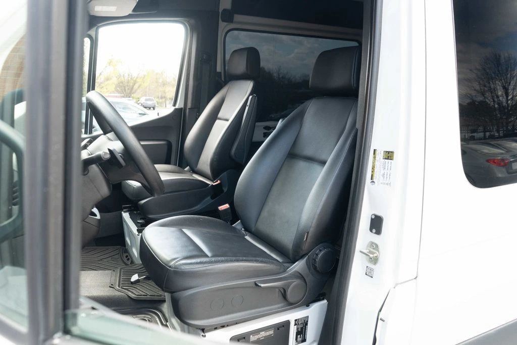 2020 Mercedes-Benz VS30 Sprinter - Image 9 of 12