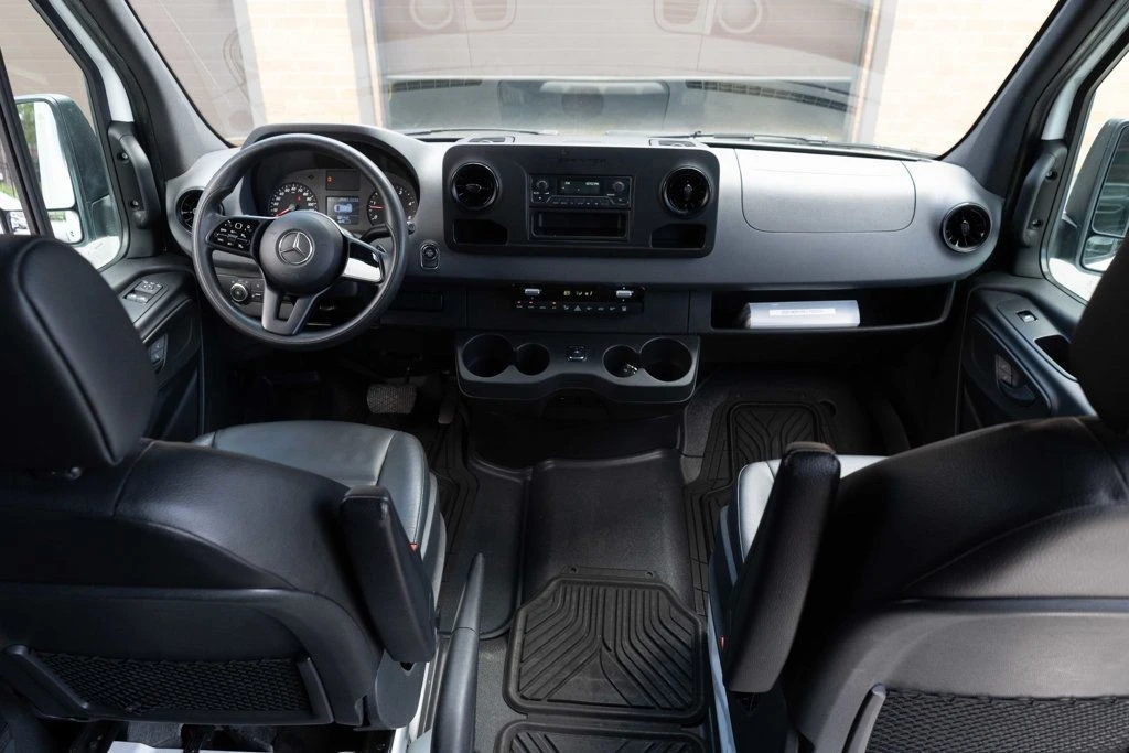2020 Mercedes-Benz VS30 Sprinter - Image 10 of 12