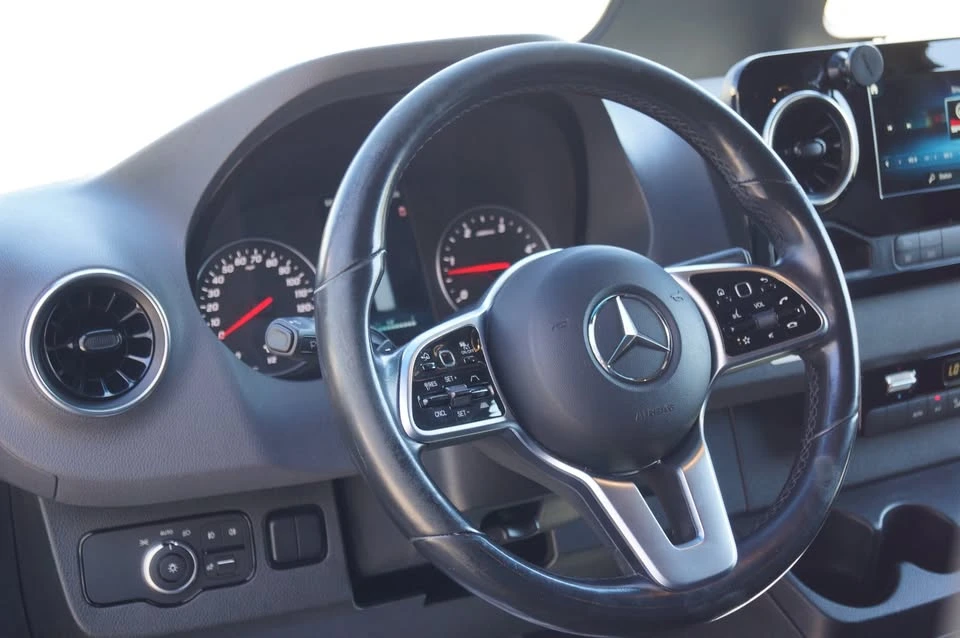 2020 Mercedes-Benz VS30 Sprinter - Image 13 of 20