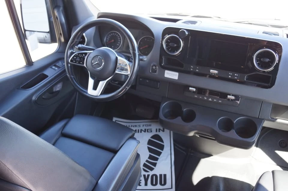 2020 Mercedes-Benz VS30 Sprinter - Image 9 of 20