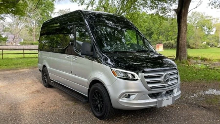 2020 Mercedes-Benz VS30 Sprinter - Image 2 of 3