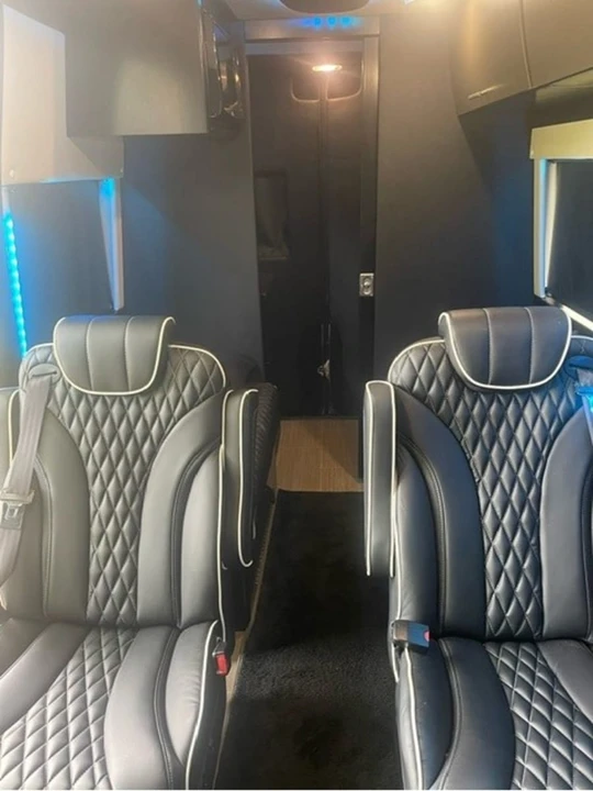 2020 Mercedes-Benz VS30 Sprinter - Image 3 of 3