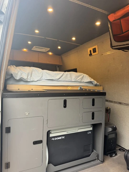 2020 Mercedes-Benz VS30 Sprinter - Image 8 of 11