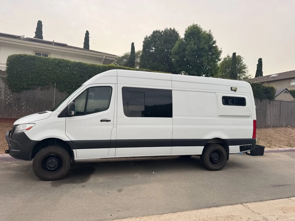 2020 Mercedes-Benz VS30 Sprinter - Image 2 of 11