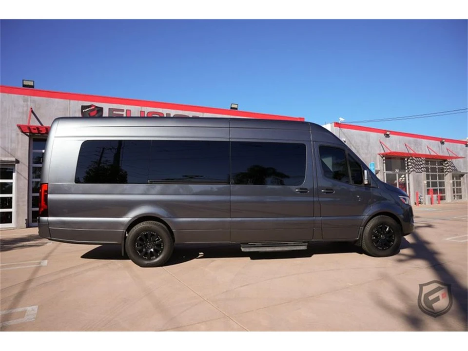 2020 Mercedes-Benz VS30 Sprinter - Image 10 of 31