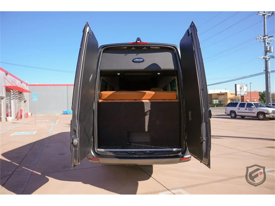 2020 Mercedes-Benz VS30 Sprinter - Image 8 of 31