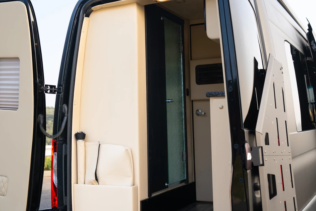 2020 Mercedes-Benz VS30 Sprinter - Image 17 of 21