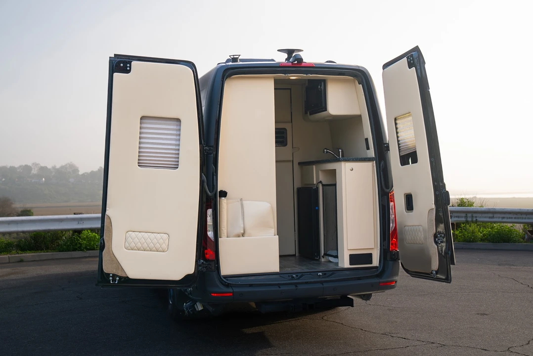2020 Mercedes-Benz VS30 Sprinter - Image 16 of 21
