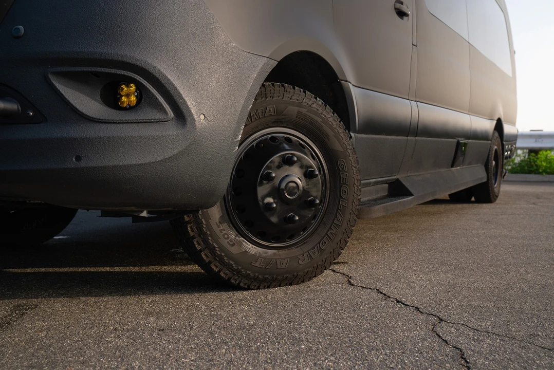 2020 Mercedes-Benz VS30 Sprinter - Image 2 of 21