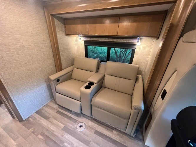 2020 Mercedes-Benz VS30 Sprinter - Image 11 of 17