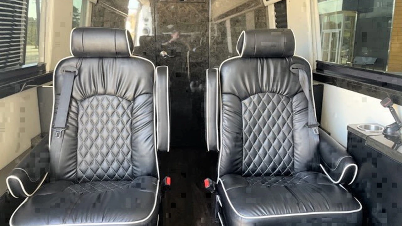 2020 Mercedes-Benz VS30 Sprinter - Image 3 of 21