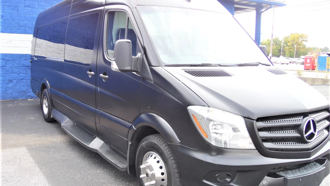 2020 Mercedes-Benz VS30 Sprinter - Image 14 of 21