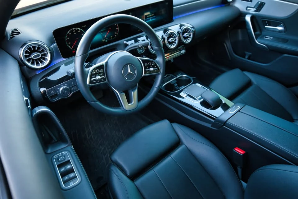 2020 Mercedes-Benz W177 A-Class - Image 10 of 15
