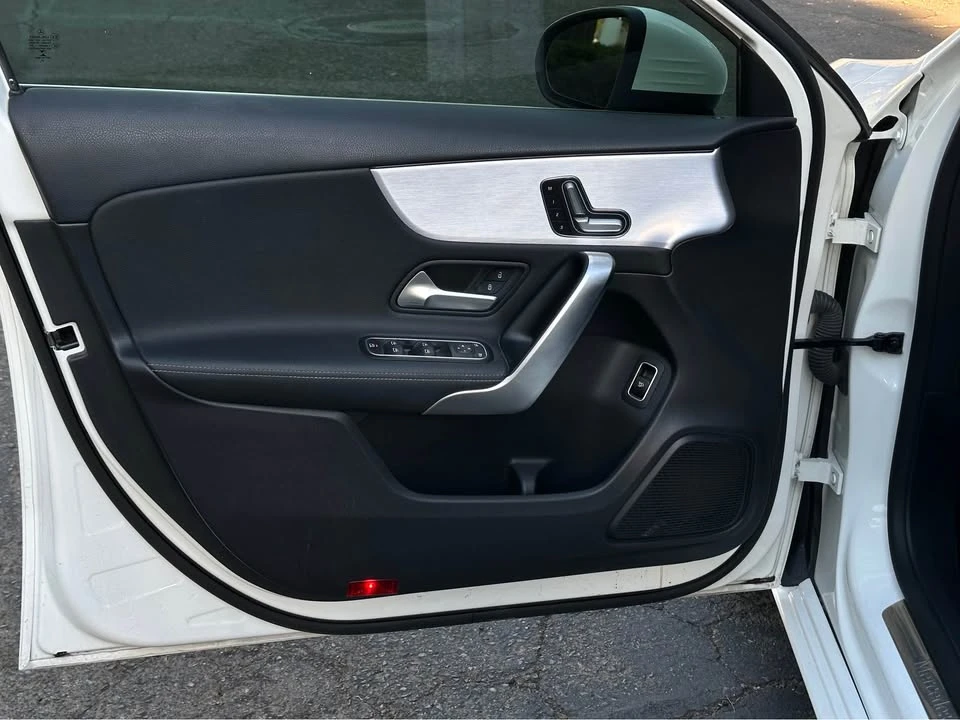 2020 Mercedes-Benz W177 A-Class - Image 8 of 12