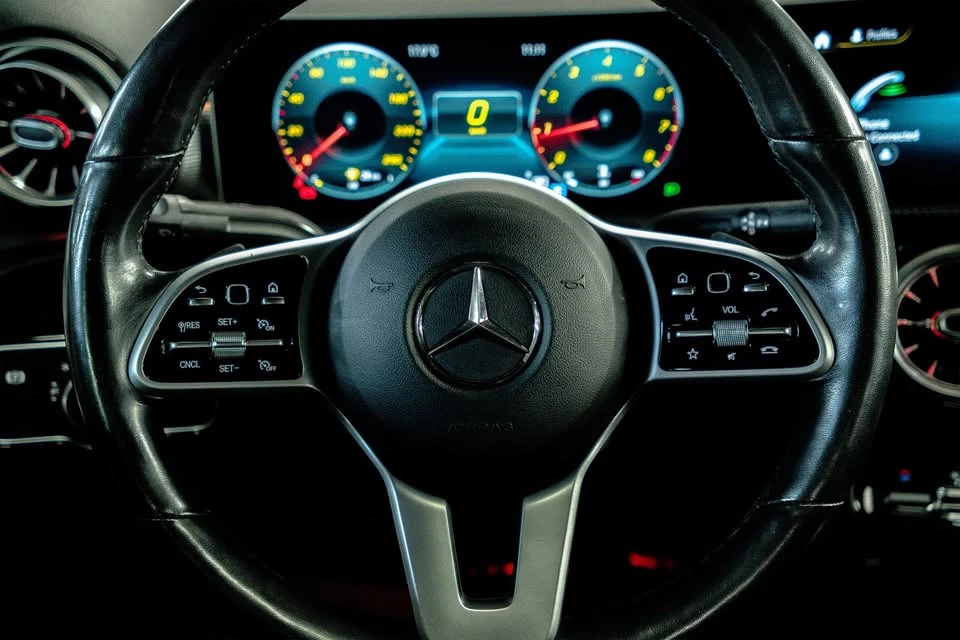 2020 Mercedes-Benz W177 A-Class - Image 10 of 18