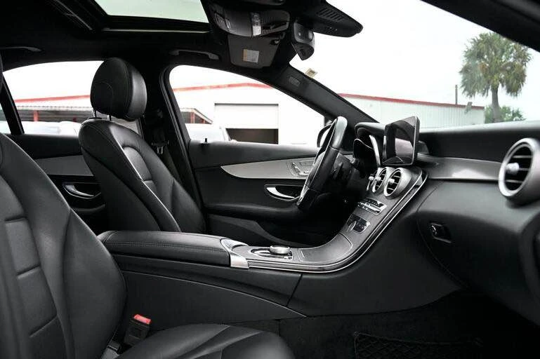 2020 Mercedes-Benz W205 C-Class - Image 10 of 13