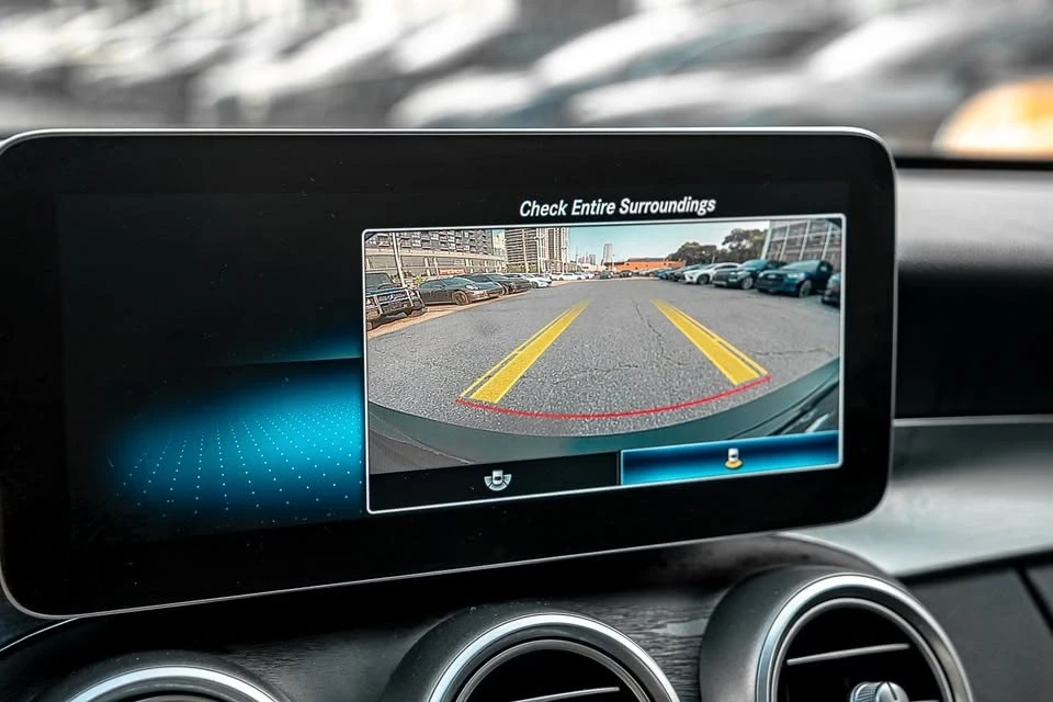 2020 Mercedes-Benz W205 C-Class - Image 14 of 17
