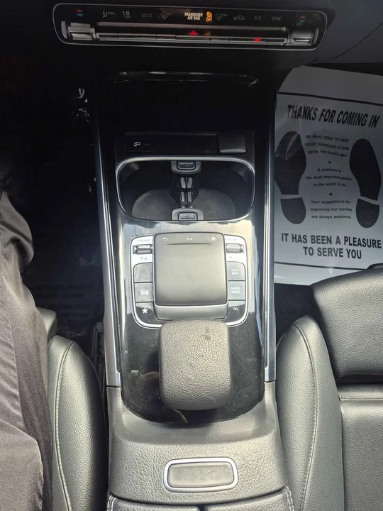 2020 Mercedes-Benz X247 GLB - Image 10 of 11